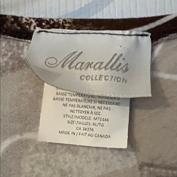 Elegant Abstract Long Sleeve Top - Picture 2 of 4